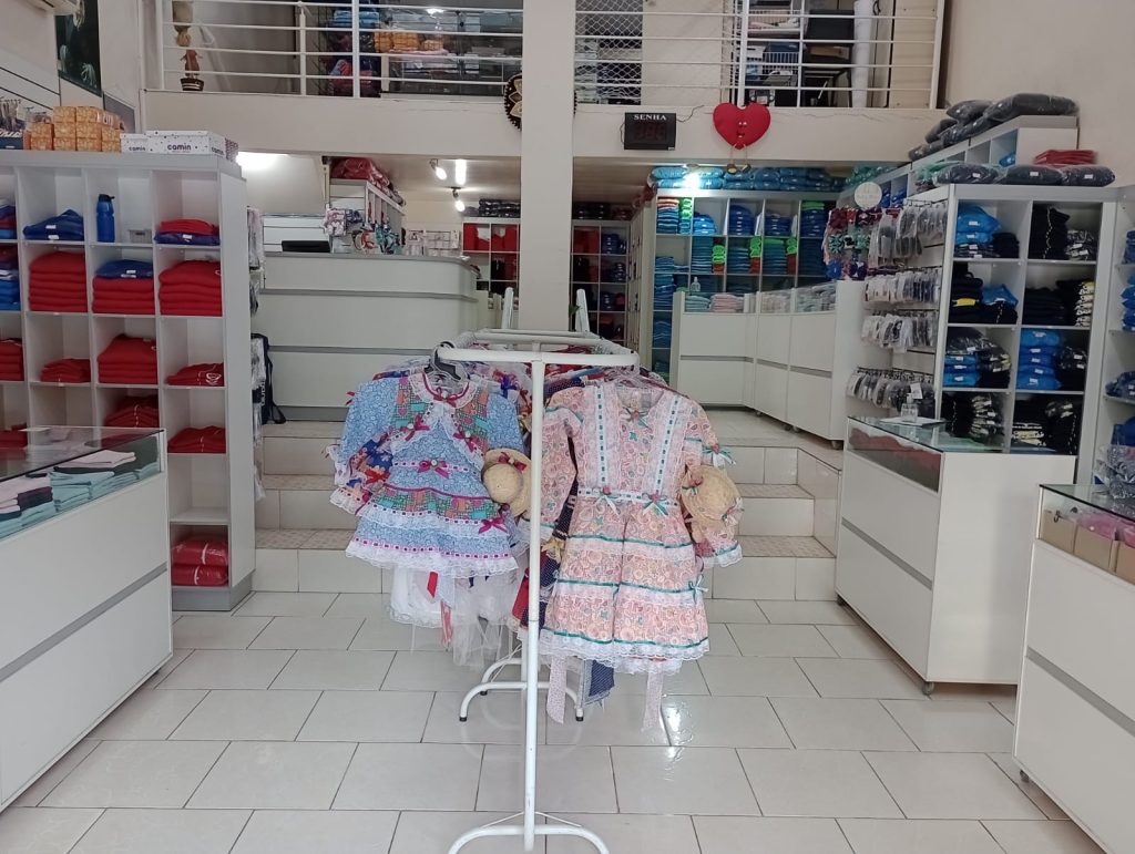 Mais do que uniforme, um cuidado com cada aluno